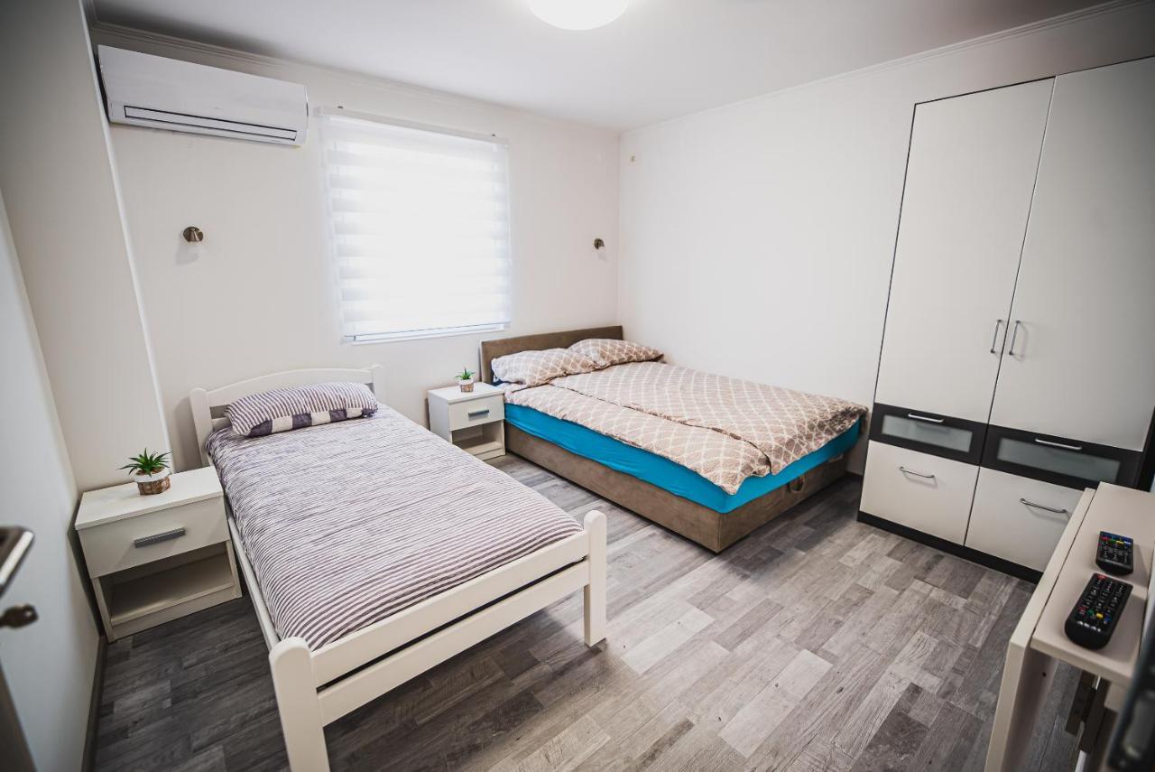 Cuderland -Cukr Appartement Kobarid Buitenkant foto